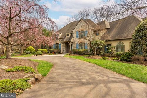 4225 Erica Dr, DOYLESTOWN, PA, 18902-1793 | Card Image