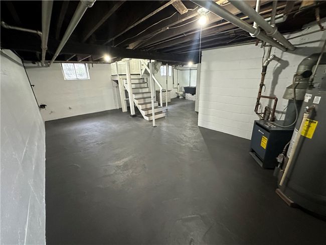 809 Arthur Ave, House other with 3 bedrooms, 1 bathrooms and 2 parking in Scottdale PA | Image 30