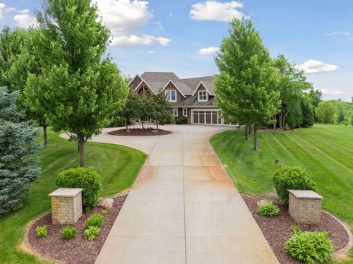 7530 Quail Ridge Trl, Rockford, MN, 55373-4569 | Card Image
