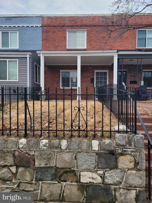 220 33rd St Ne, WASHINGTON, DC, 20019-1306 | Card Image