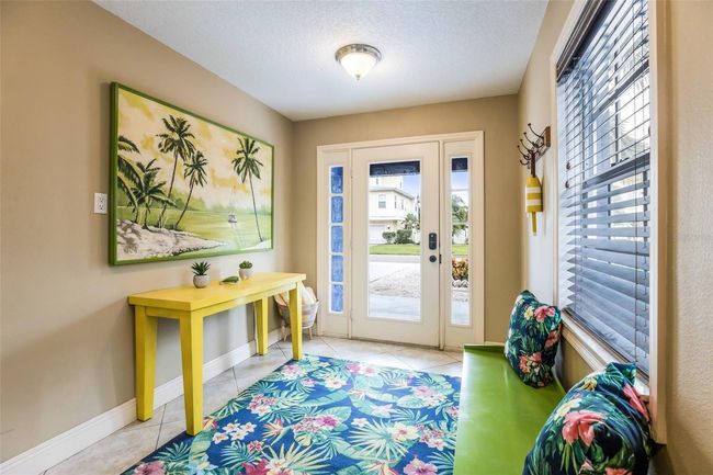 318 64 Th St, House other with 3 bedrooms, 2 bathrooms and null parking in Holmes Beach FL | Image 7
