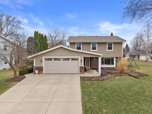 W181N8284 Destiny Dr, Menomonee Falls, WI, 53051-3538 | Card Image
