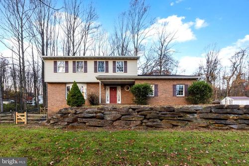 40 Hurley Rd, PARKESBURG, PA, 19365-1608 | Card Image