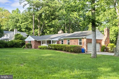 3515 Wilson St, FAIRFAX, VA, 22030-2935 | Card Image
