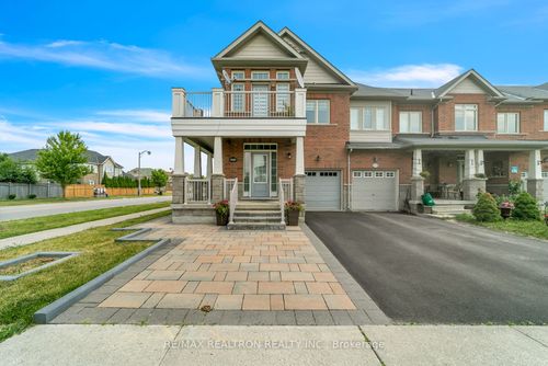 155 Windrow St, Richmond Hill, ON, L4E0Y2 | Card Image
