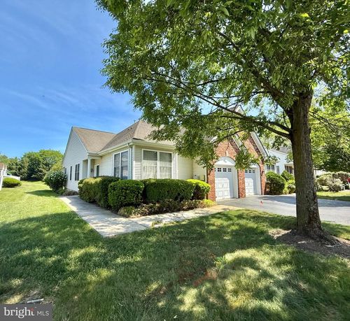 73 Meadowlark Dr, Hamilton, NJ, 08690-3560 | Card Image