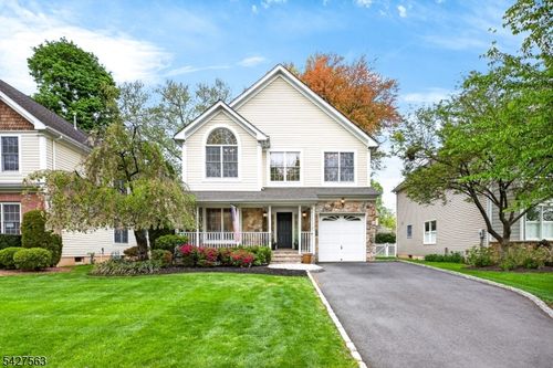 506 Codding Rd, Westfield, NJ, 07090-4100 | Card Image