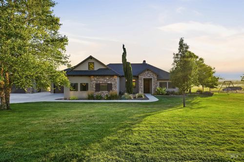11223 W River Rd, Caldwell, ID, 83607-5240 | Card Image