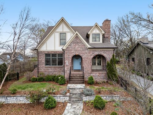 221 38th Ave N, Nashville, TN, 37209-4843 | Card Image