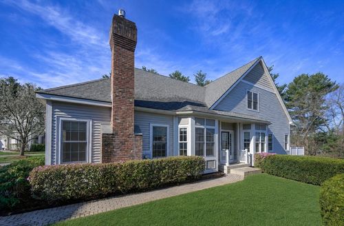 35-35 Glen Ct, Southborough, MA, 01772-1845 | Card Image