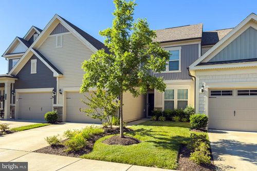 6312 Virginia Bluebell Ln, HAYMARKET, VA, 20169-2773 | Card Image