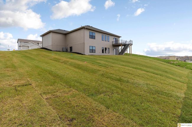 10901 N 161 St St, House other with 5 bedrooms, 4 bathrooms and 3 parking in Bennington NE | Image 39