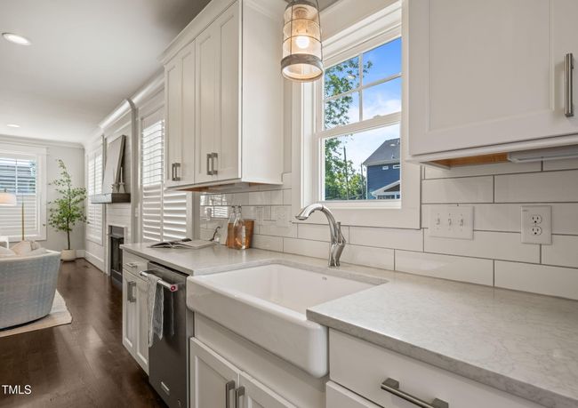 15-web-or-mls-8-web-or-mls-untitled-8 | Image 14
