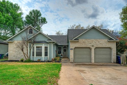 8105 Elkhorn Mountain Trl, Austin, TX, 78729-6427 | Card Image