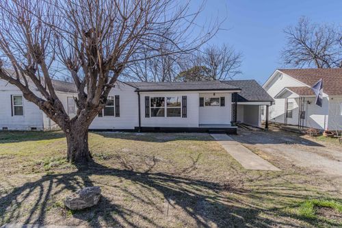 620 N 6th St, Paragould, AR, 72450-2801 | Card Image