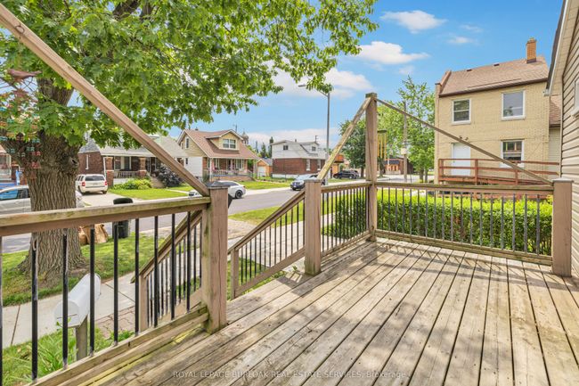 1469 Albert Rd, House other with 2 bedrooms, 1 bathrooms and 2 parking in Windsor ON | Image 5
