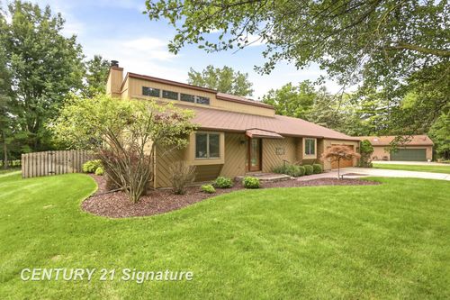 8461 W Glencarin Drive, Thomas Township, MI, 48609 | Card Image