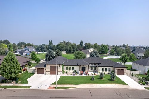 123 Taelor Rd, Kalispell, MT, 59901-1206 | Card Image