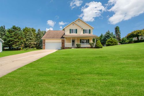 324 Valleyview Dr, Linden, MI, 48451-8613 | Card Image