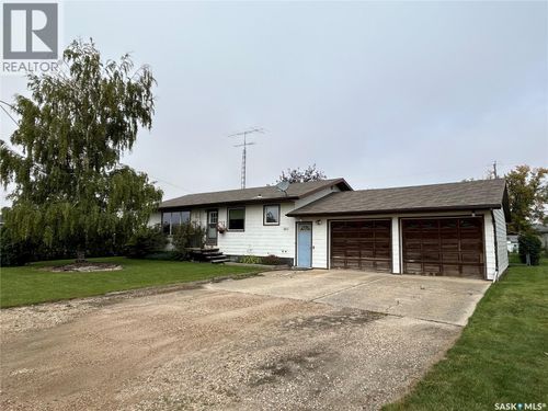 101 Philips St, Muenster, SK, S0K | Card Image