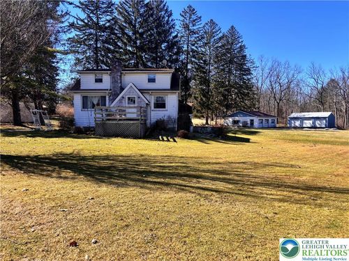 3236 Apples Church Road, Lower Saucon Twp, PA, 18015 | Card Image