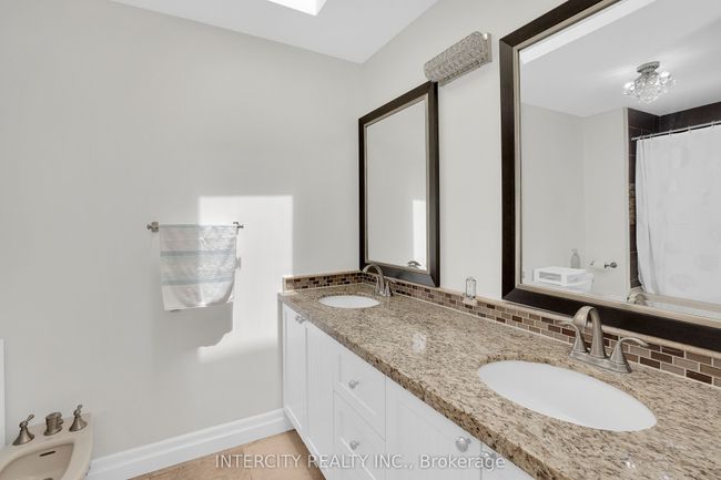 31 Archibald Rd, House other with 5 bedrooms, 5 bathrooms and 9 parking in King ON | Image 19