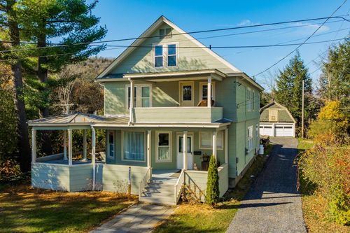 2 Emerson Ter, Randolph, VT, 05060-1327 | Card Image