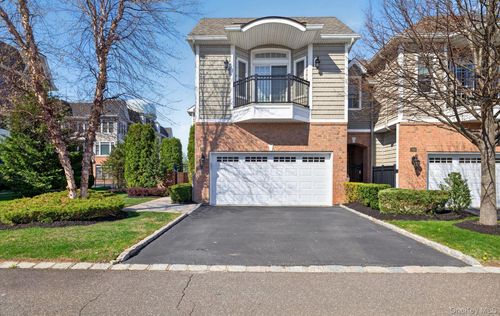 702 Equestrian Way, Westbury, NY, 11590-6679 | Card Image