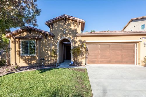 19245 Graham Ln, Saugus, CA, 91350-4707 | Card Image