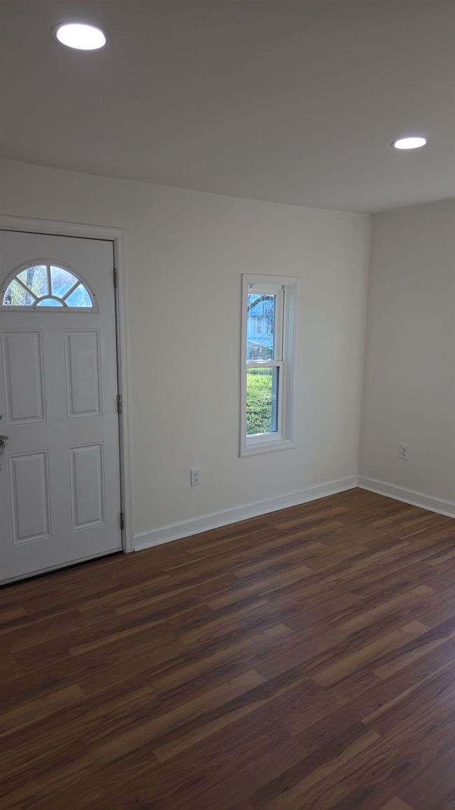 307 2 Nd St, House other with 4 bedrooms, 2 bathrooms and null parking in SHENANDOAH VA | Image 22