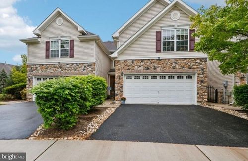 17 Miller Cir, Pennington, NJ, 08534-5148 | Card Image