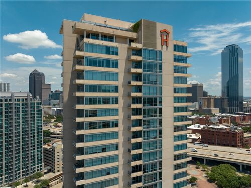 apt-2207-2200 Victory Ave, Dallas, TX, 75219-7683 | Card Image