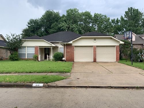 3111 Lazy Brook Dr, Sugar Land, TX, 77479-1838 | Card Image