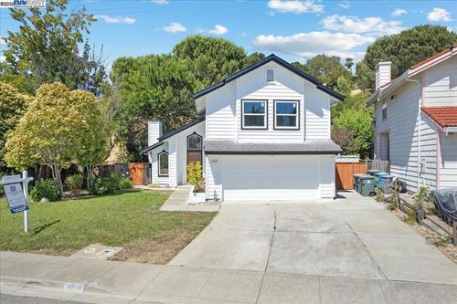 1218 Locust Dr, Vallejo, CA, 94591-4309 | Card Image
