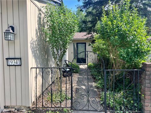 19341 Idlewood Trail, Strongsville, OH, 44149 | Card Image