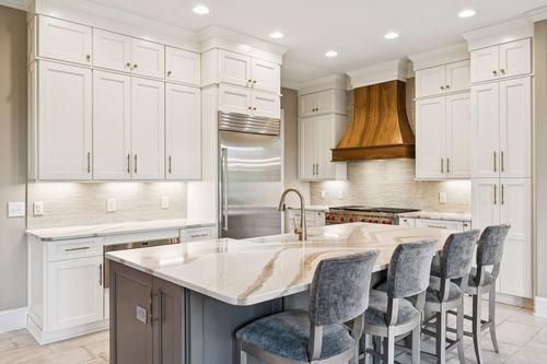 713 Pendragon Ct, Franklin, TN, 37067-3400 | Card Image