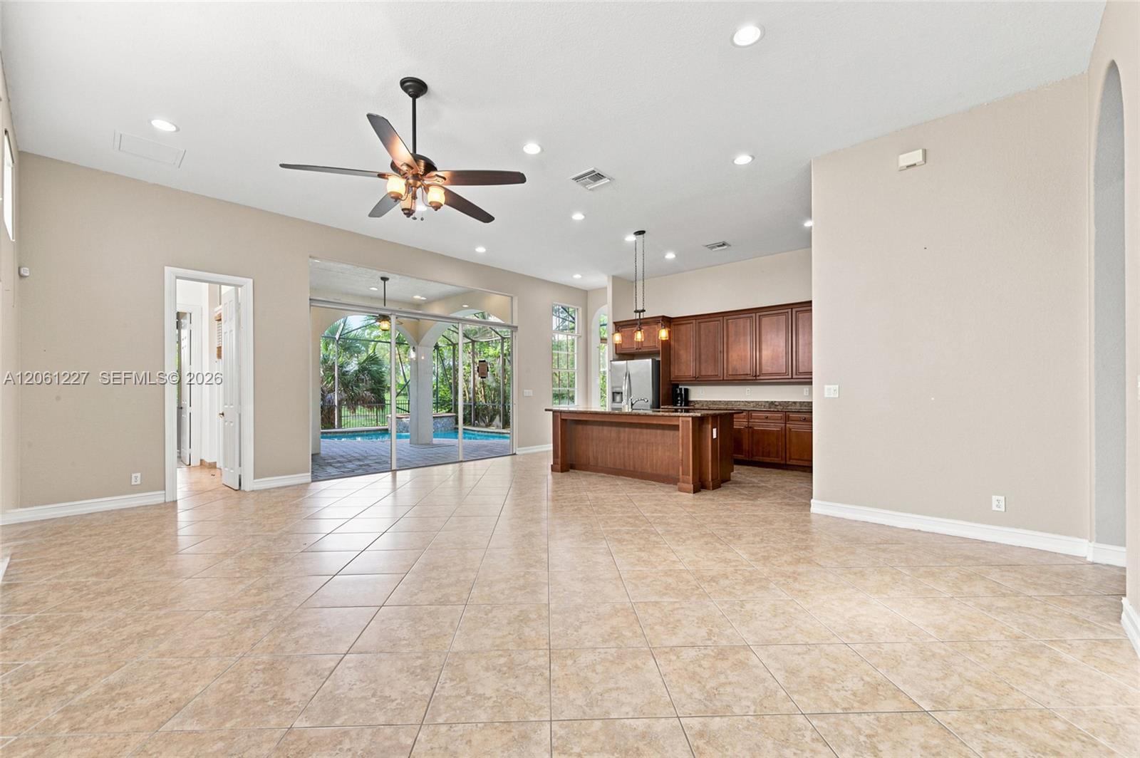 Residential in Parkland 5