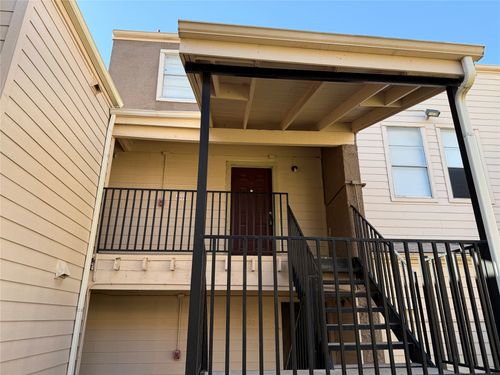 apt-428-5502 Boca Raton Blvd, Fort Worth, TX, 76112-1879 | Card Image