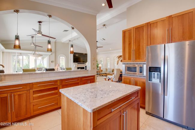 531 Seminole Dr, House other with 4 bedrooms, 3 bathrooms and null parking in Cudjoe Key FL | Image 18
