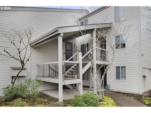 10195 Sw Trapper Ter, Beaverton, OR, 97008 | Card Image