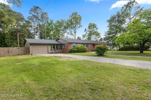 310 E Cliff St, Wallace, NC, 28466-1416 | Card Image