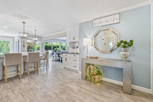 g-18 Abbey Villa Cir, Fontana, WI, 53125 | Card Image