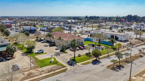 18 Paseo Plz, Brownsville, TX, 78521-1102 | Card Image