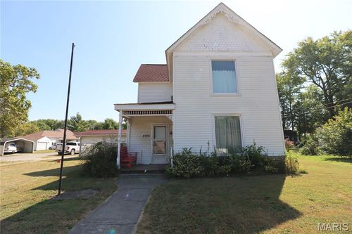 400 S Hill St, Sorento, IL, 62086-3169 | Card Image