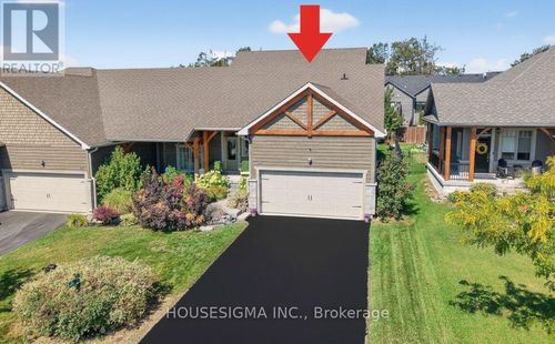 69 Landscape Drive, Oro-Medonte (Horseshoe Valley), ON, L3R5B4 | Card Image