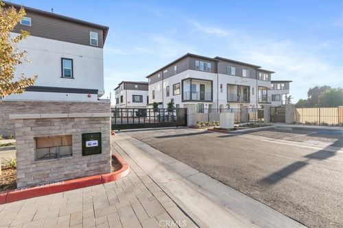 3514 Van Buren Blvd, Riverside, CA, 92503-4214 | Card Image