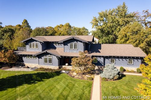36 Randolph St, Douglas, MI, 49406-5145 | Card Image