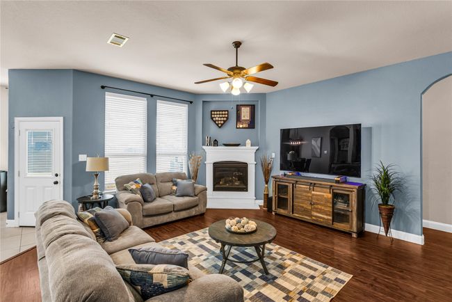 1130 Yukon Blvd, House other with 4 bedrooms, 3 bathrooms and null parking in Waxahachie TX | Image 9