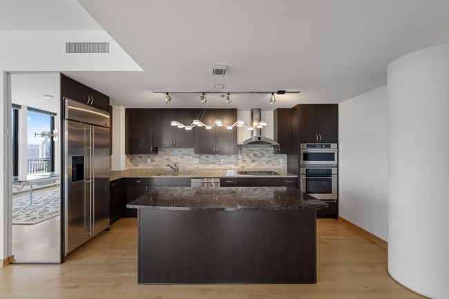 APT-1202 - 1120 S 2 Nd St, Condo with 2 bedrooms, 2 bathrooms and null parking in Minneapolis MN | Image 11