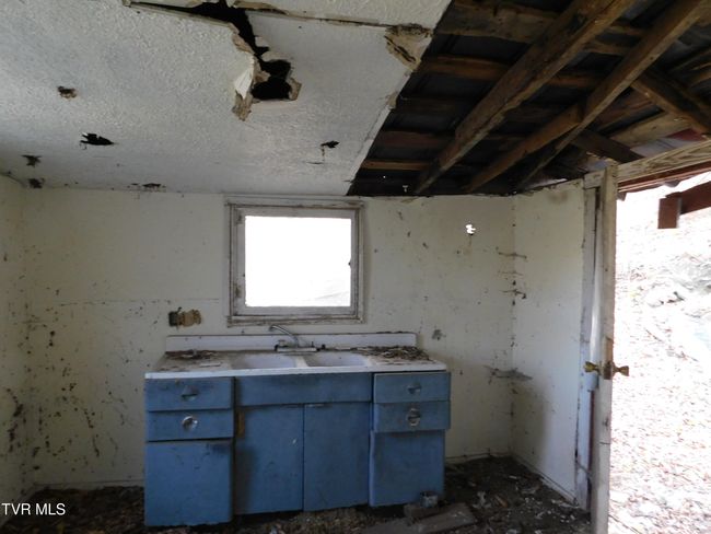4400 Big Hill Rd, House other with 1 bedrooms, 1 bathrooms and null parking in Pennington Gap VA | Image 16